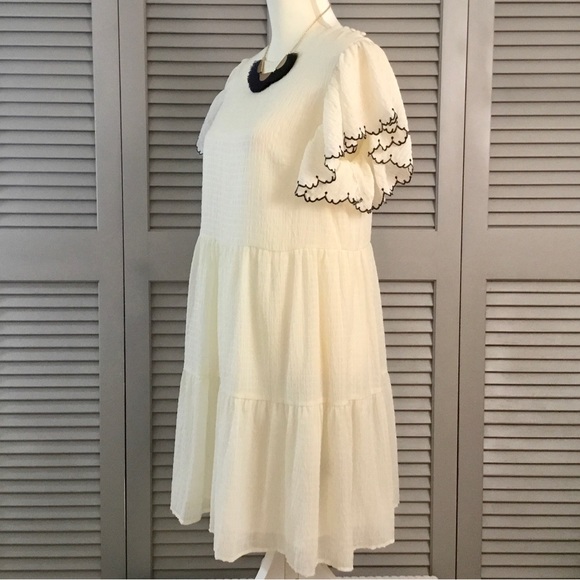 Who What Wear Dresses & Skirts - NWOT Who What Wear Ivory Tiered Dress